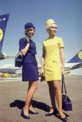 PicturePic 2: Lufthansa stewardesses